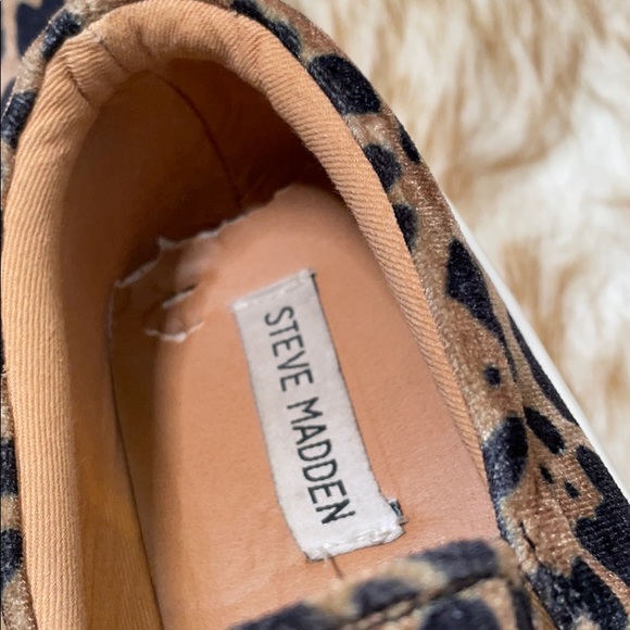 Steve Madden Gills-L leopard print slip on - Picture 9 of 9